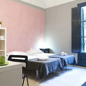 ella-hostel-barcelona.topbarcelonahotels.com/